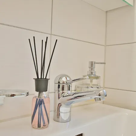 By Brienz With View *